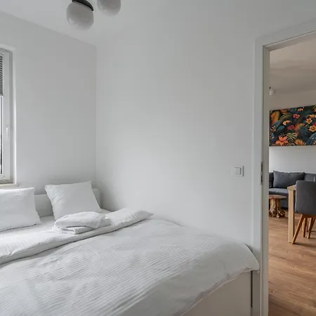 Rentplanet - Rozanka דירה ורוצלב